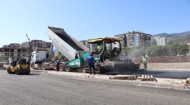 Kemalpaşa Ve Menderes'in Yolları Yenileniyor